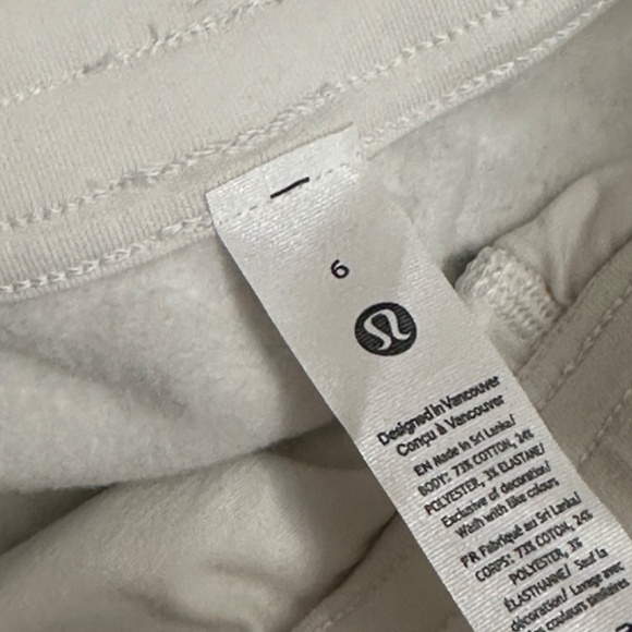 New Lululemon Loungeful HR Jogger in heathered gray - Picture 6 of 16